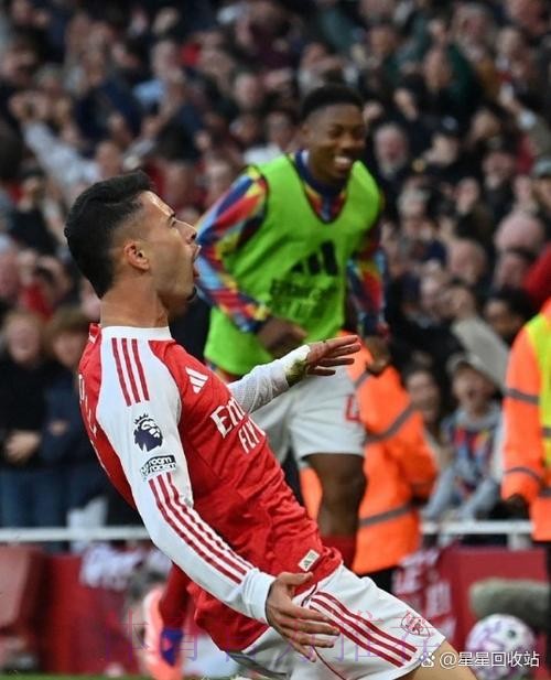 利物浦为阿诺德送上新合同 皇马提供的年薪相近 利物浦为阿诺德送上新合同 皇马提供的年薪相近